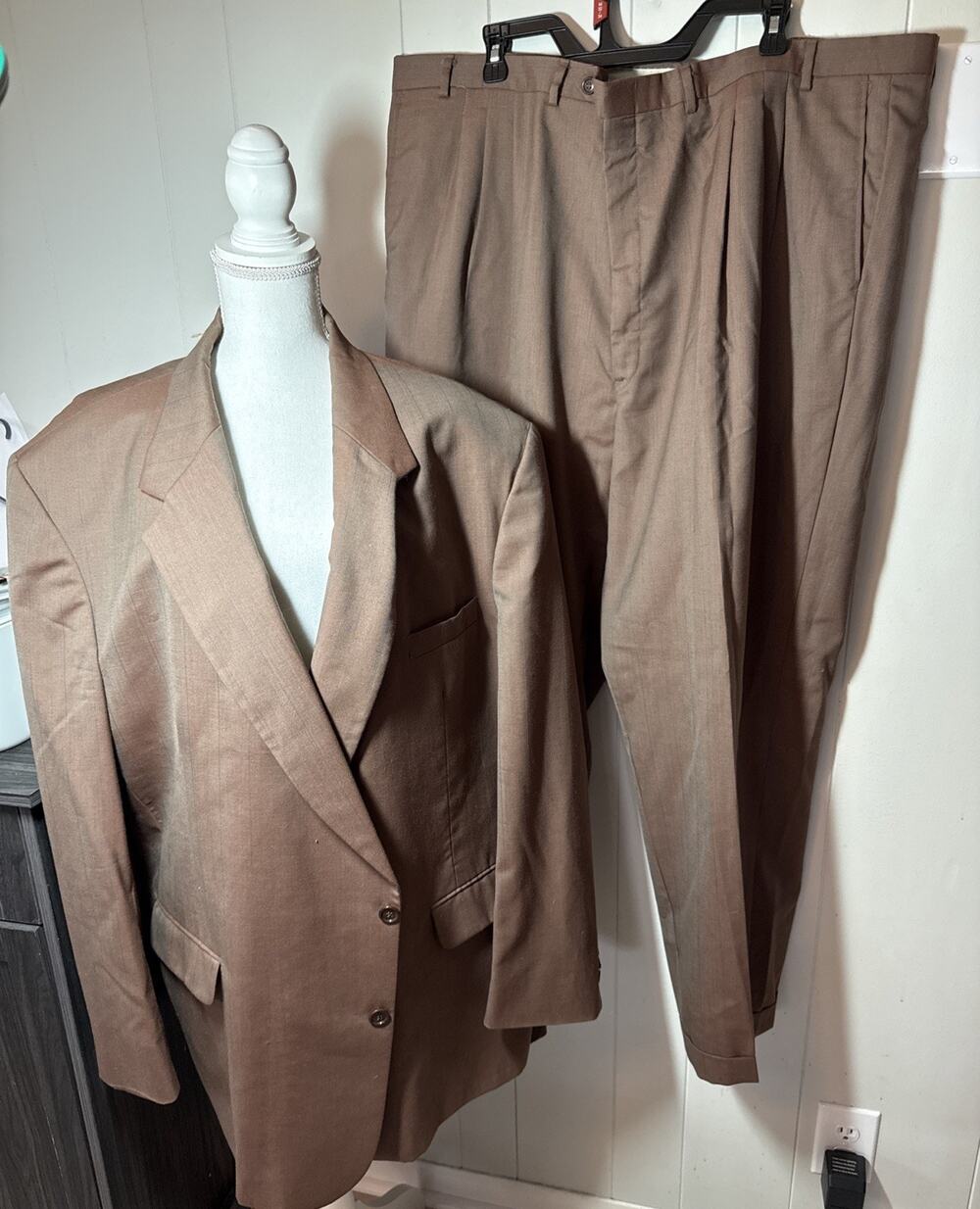 Vintage Fioravanti Men’s 100% Wool Blazer Pants And Suit Brown T51